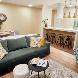 https://cleopatra-apartment.hotelswroclaw.com